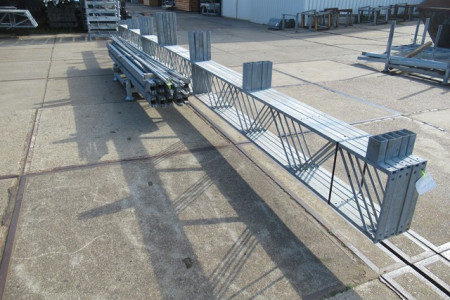 9.60 x 16.00m (154m²)