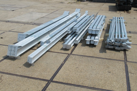 15.00 x 20.00 meter (300m2) kapschuur met geisoleerd dak