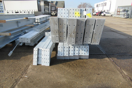 18.00 x 50.00m (900m²) verzinkt
