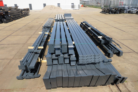 22.00 x 50.00 meter (1100m2) gepoedercoat